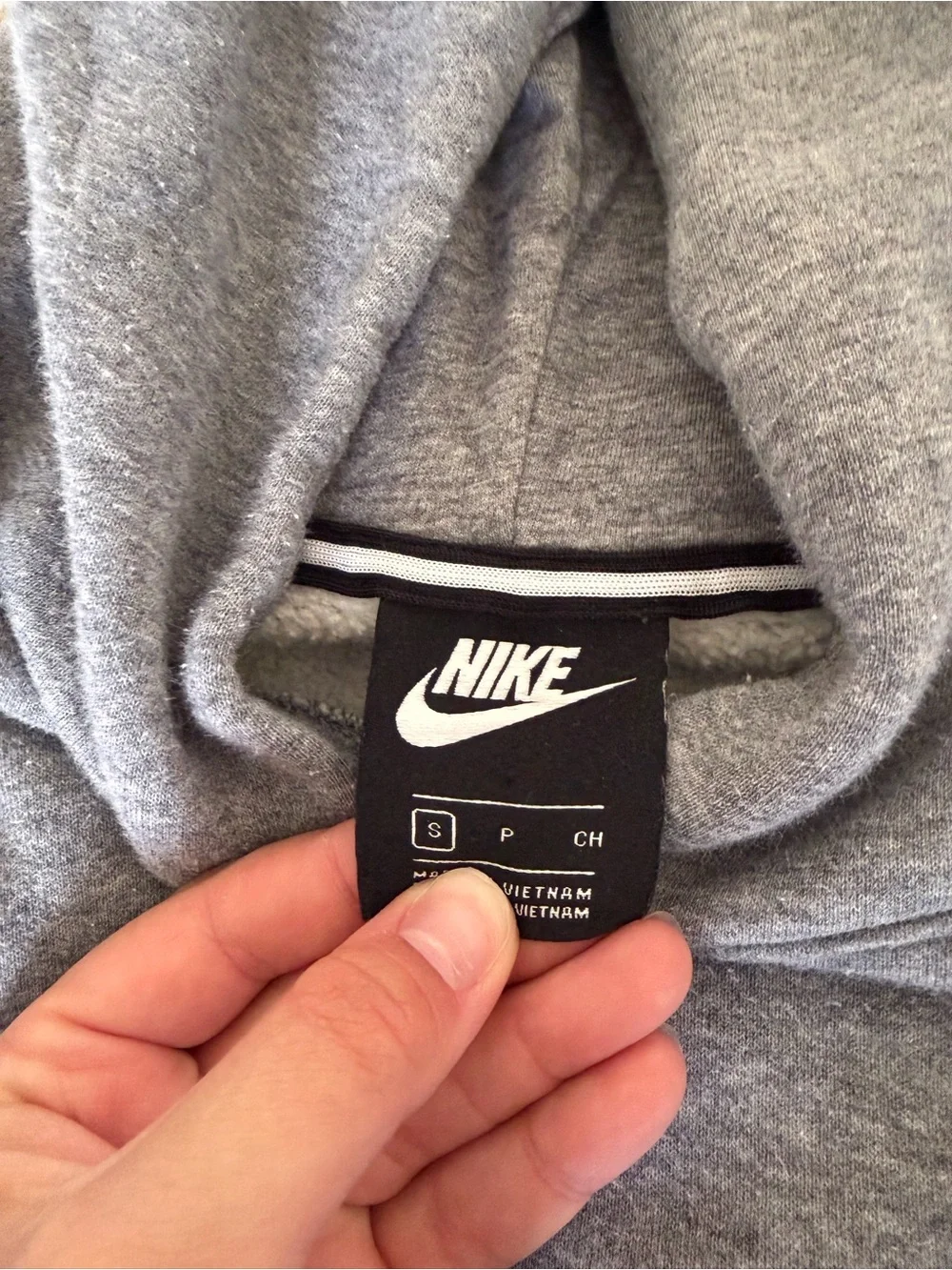 Nike Colorblock Hooded windbreaker in Gray, Pink & Teal
